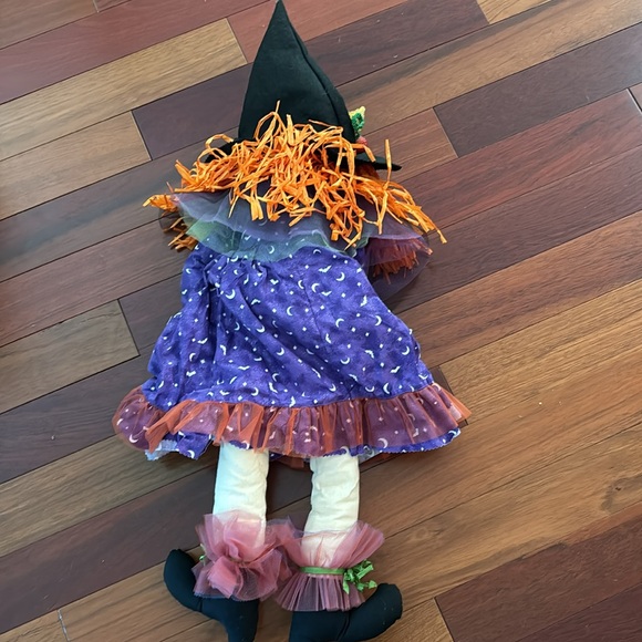 Halloween witch - Picture 5 of 5